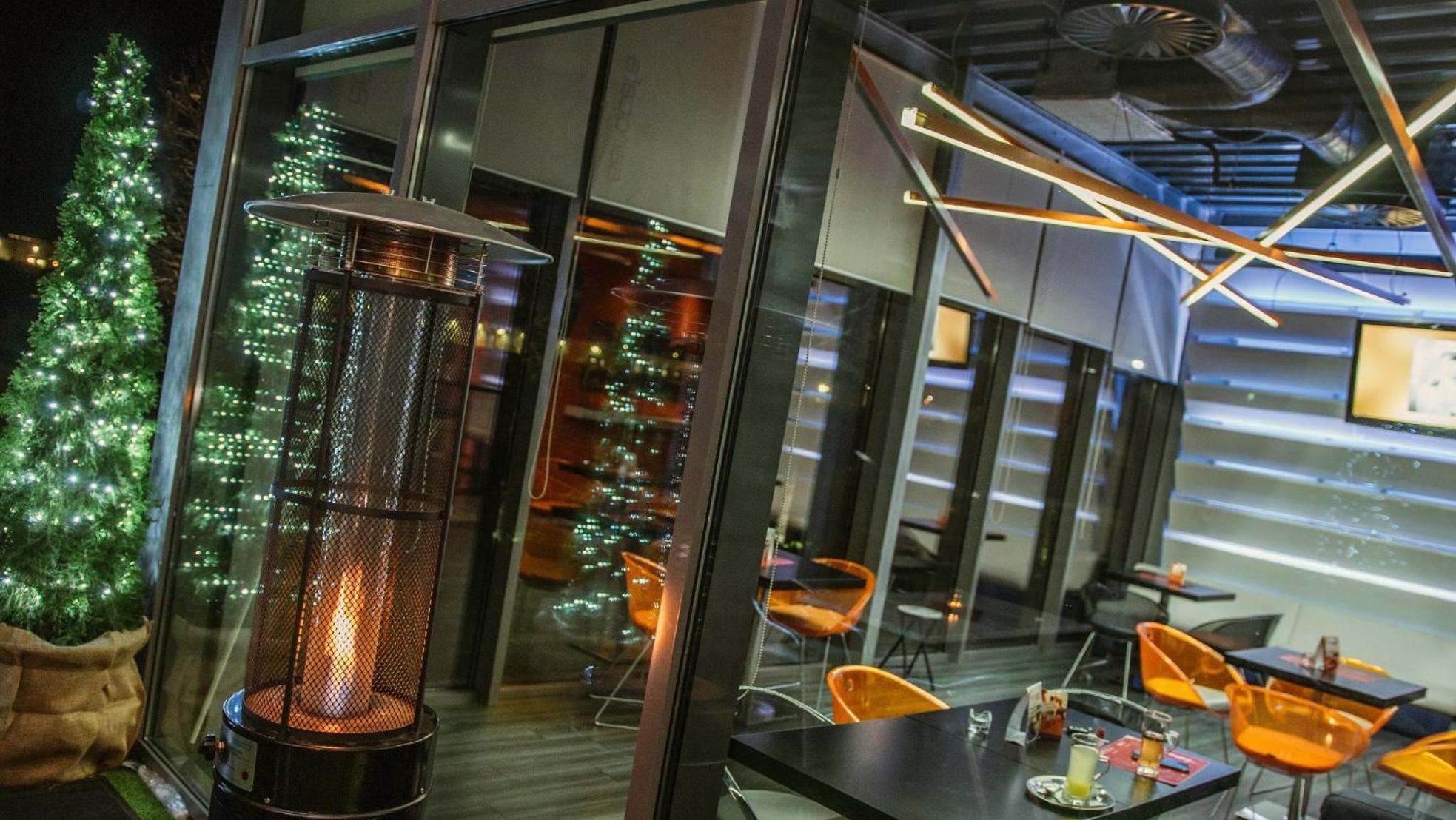 Отель Aerocafe Партизанске Экстерьер фото